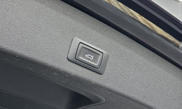 Миниатюра 17 Audi SQ5