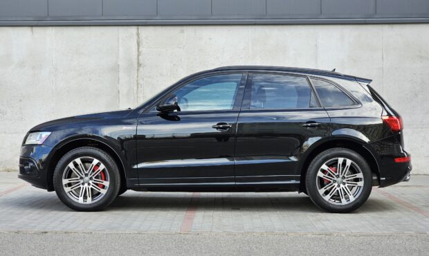 Миниатюра 2 Audi SQ5