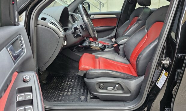 Мініатюра 22 Audi SQ5 2016