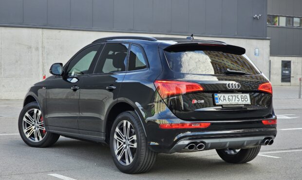 Миниатюра 3 Audi SQ5