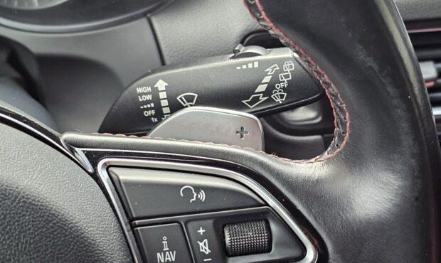 Мініатюра 32 Audi SQ5 2016