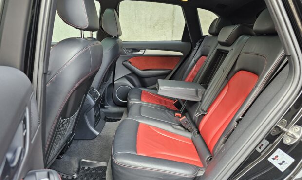 Миниатюра 50 Audi SQ5