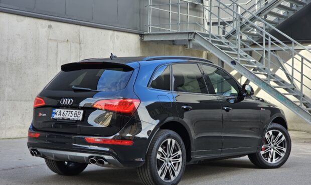 Миниатюра 5 Audi SQ5