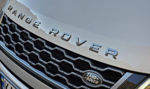 Миниатюра 11 Land Rover Range Rover Evoque