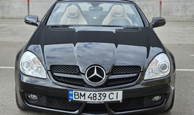 Мініатюра 7 Mercedes-Benz SLK 350