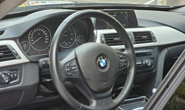 Миниатюра 30 BMW 320d GT 2014