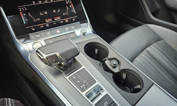 Миниатюра 47 Audi A6 3.0d Quattro 2019