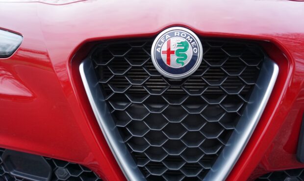 Миниатюра 16 Alfa Romeo Giulia