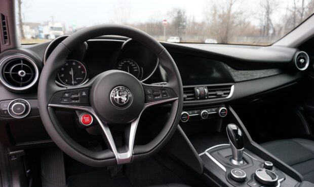 Миниатюра 35 Alfa Romeo Giulia