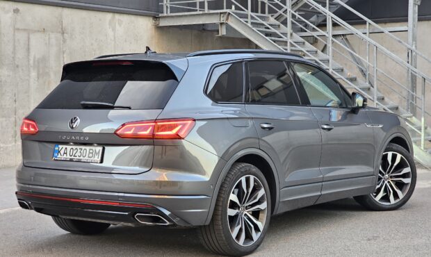 Миниатюра 6 Volkswagen Touareg 2020