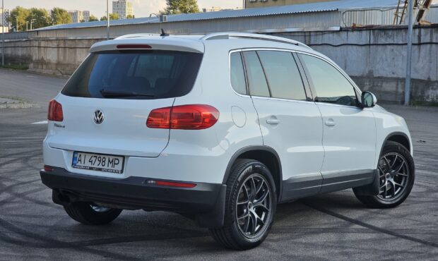 Миниатюра 5 Volkswagen Tiguan 2014