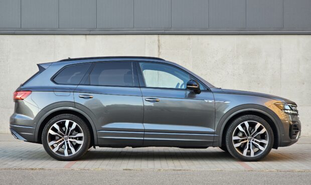 Миниатюра 7 Volkswagen Touareg 2020