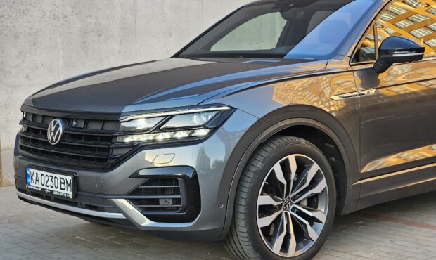 Миниатюра 11 Volkswagen Touareg 2020