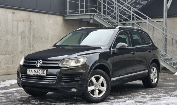 Миниатюра Volkswagen Touareg 2013