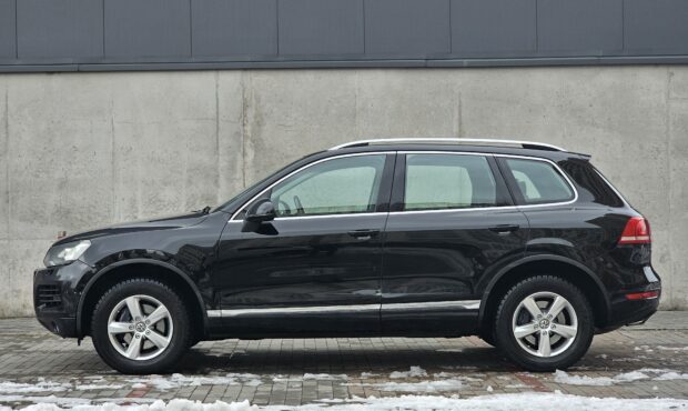 Миниатюра 2 Volkswagen Touareg 2013