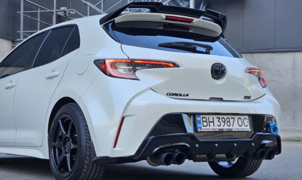 Мініатюра 25 Toyota Corolla 2018