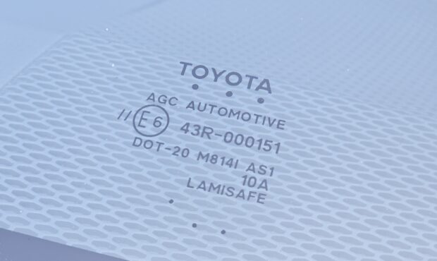 Мініатюра 34 Toyota Corolla 2018