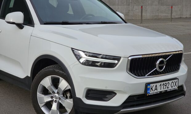 Миниатюра 12 Volvo XC40 2021