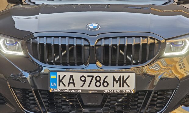 Миниатюра 14 BMW 3 Series 2022