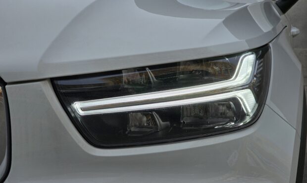 Миниатюра 15 Volvo XC40 2021