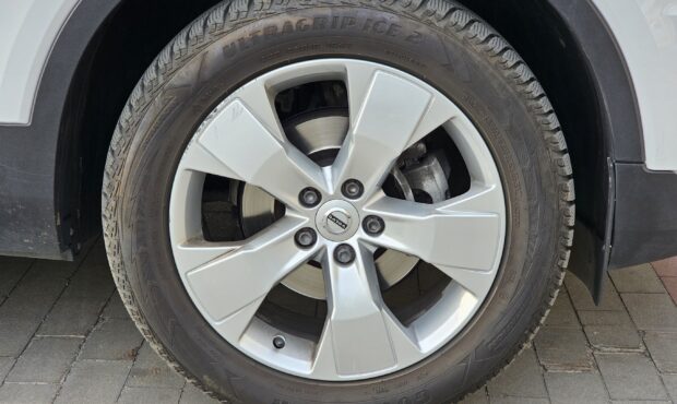 Миниатюра 22 Volvo XC40 2021