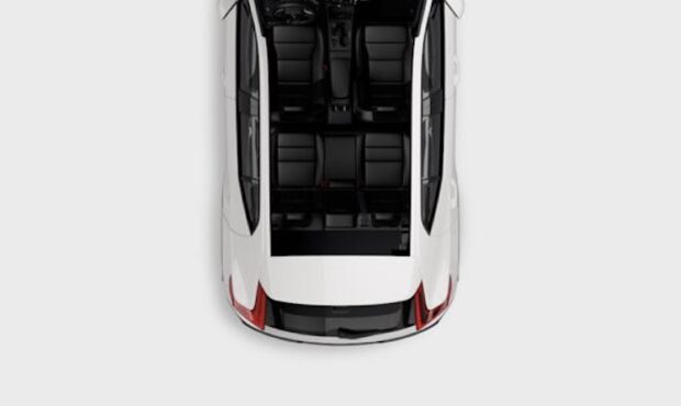 Мініатюра 73 Volvo XC40 2021