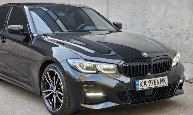Миниатюра 33 BMW 3 Series 2022