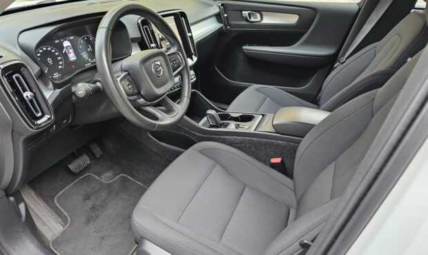 Мініатюра 55 Volvo XC40 2021