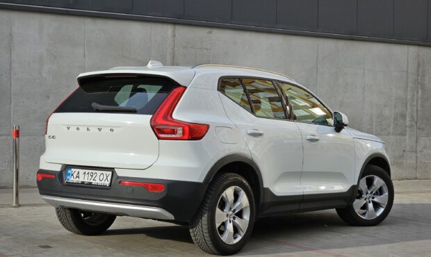 Миниатюра 5 Volvo XC40 2021