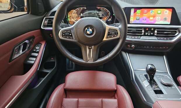Миниатюра 55 BMW 3 Series 2022