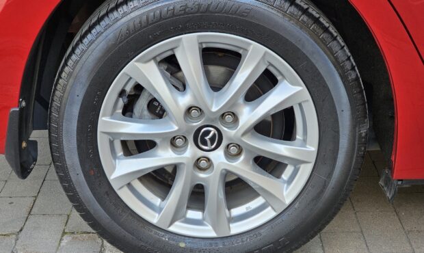 Миниатюра 10 Mazda 3 2018