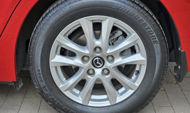 Миниатюра 12 Mazda 3 2018