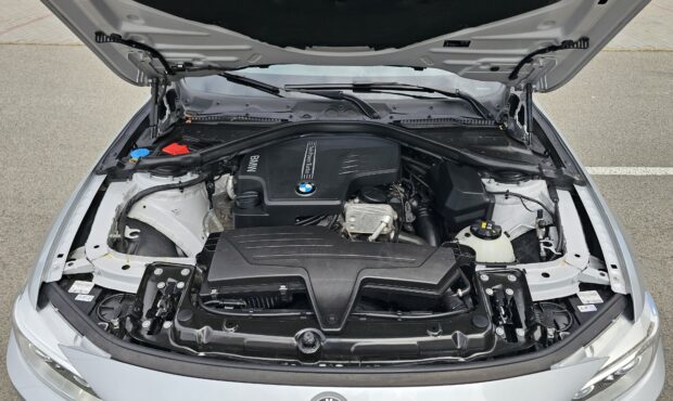 Миниатюра 15 BMW 4 Series 2016
