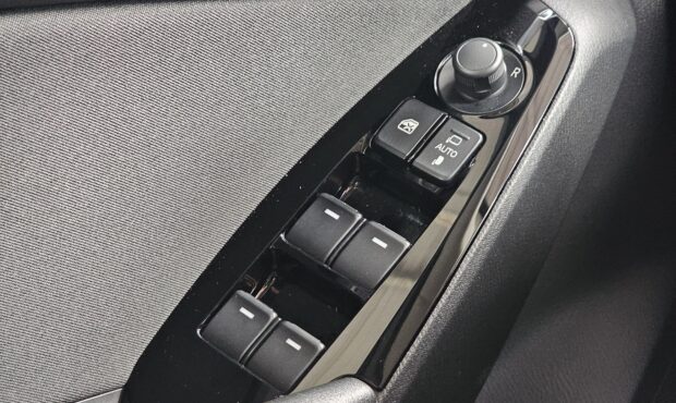 Миниатюра 22 Mazda 3 2018