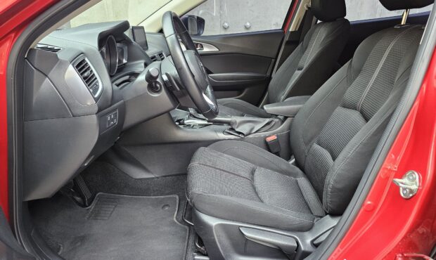Миниатюра 24 Mazda 3 2017