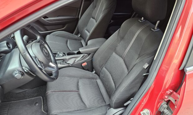 Миниатюра 25 Mazda 3 2017