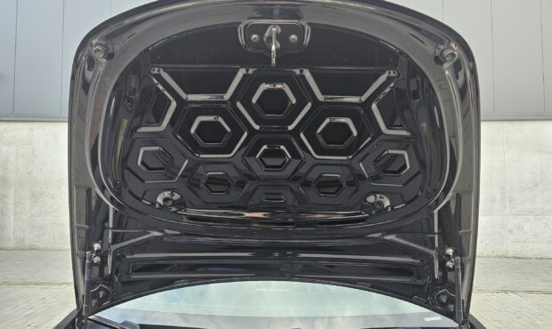 Миниатюра 26 Tesla Model 3 Dual Motor Long Range 2019