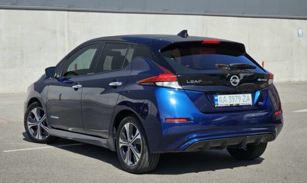 Мініатюра 3 Nissan Leaf 2019