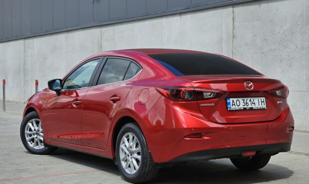 Миниатюра 3 Mazda 3 2018