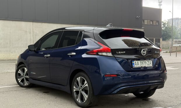 Миниатюра 3 Nissan Leaf 2019