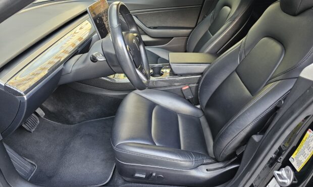 Миниатюра 36 Tesla Model 3 Dual Motor Long Range 2019