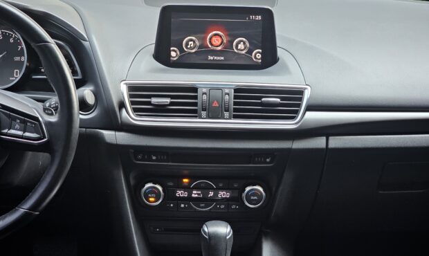 Миниатюра 37 Mazda 3 2017