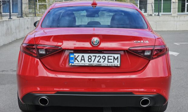 Мініатюра 4 Alfa Romeo Giulia 2019
