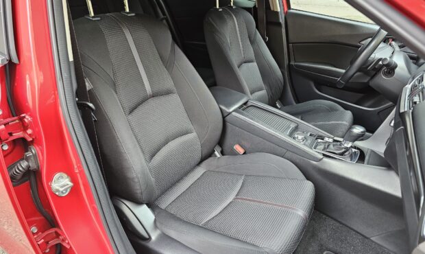 Миниатюра 48 Mazda 3 2018