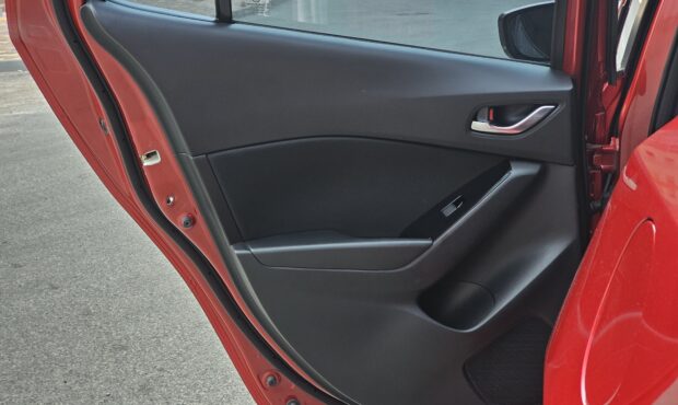 Миниатюра 48 Mazda 3 2017