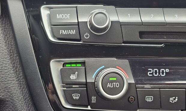 Миниатюра 47 BMW 4 Series 2016