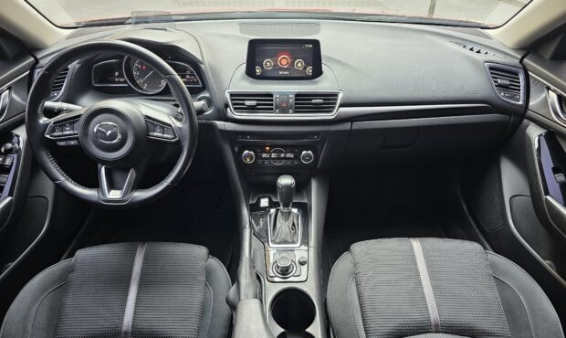 Миниатюра 50 Mazda 3 2017