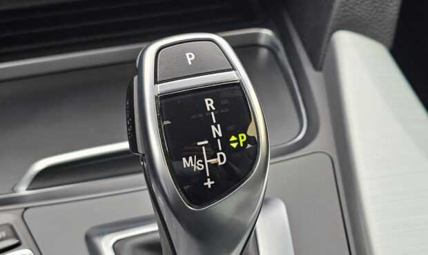 Миниатюра 49 BMW 4 Series 2016