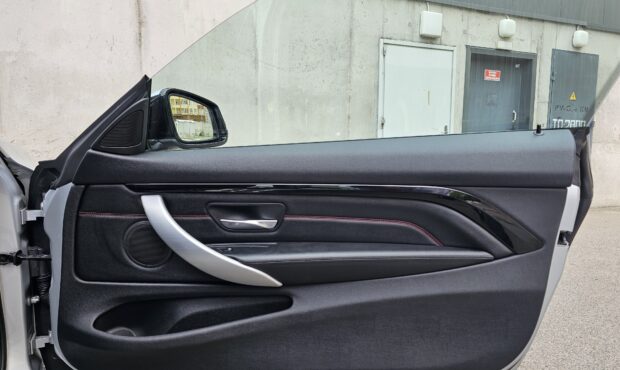 Миниатюра 51 BMW 4 Series 2016