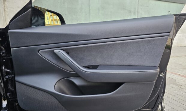 Миниатюра 50 Tesla Model 3 Dual Motor Long Range 2019
